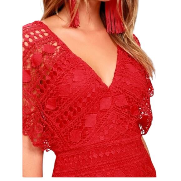 Lulu's women's size medium red lace dress first kiss v neck date wedding guest m - Picture 1 of 11